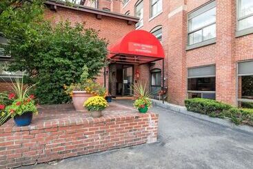 هتل Econo Lodge
