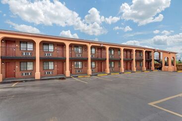 هتل Econo Lodge Nashville North   Opryland
