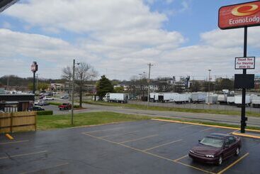 هتل Econo Lodge Nashville North   Opryland