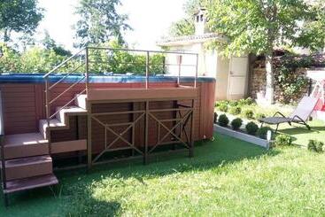 Family Hotel Elena
