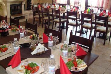 Family Hotel Elena