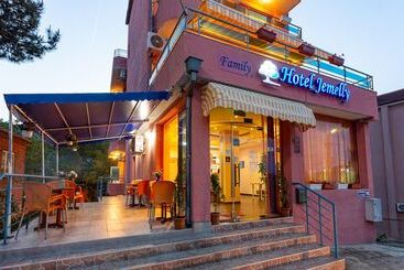 Family Hotel Jemelly