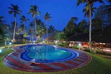 هتل Kayaloram Heritage Lake Resort