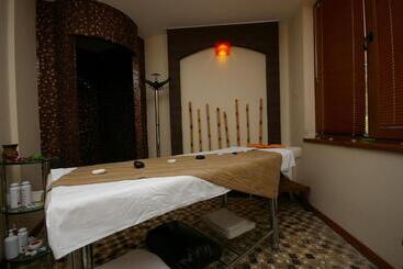 酒店 Laguna Beach Resort & Spa
