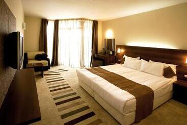 酒店 Laguna Beach Resort & Spa