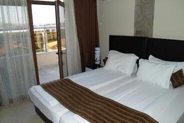 酒店 Laguna Beach Resort & Spa
