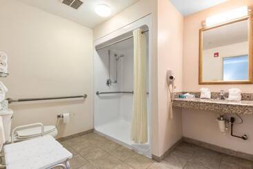 هتل Sleep Inn & Suites