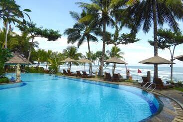 هتل Puri Dajuma Beach Eco Resort & Spa