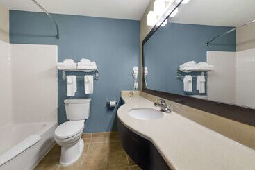 هتل Sleep Inn & Suites Hays I70