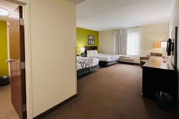 هتل Clarion Pointe Lakeland I 4