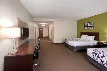هتل Clarion Pointe Lakeland I 4