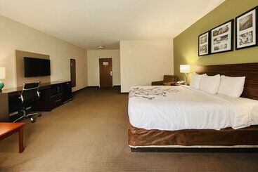 هتل Clarion Pointe Lakeland I 4