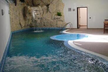 هتل Sunrise Park Complex   Free Wellness