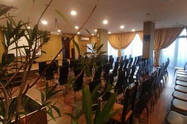 هتل Sunrise Park Complex   Free Wellness