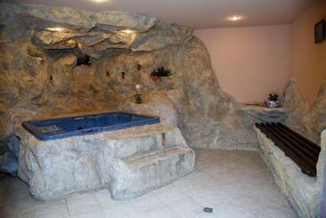 هتل Sunrise Park Complex   Free Wellness