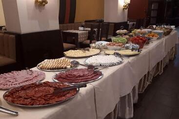 هتل Sunrise Park Complex   Free Wellness