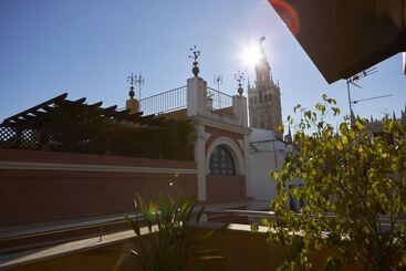 هتل Usense Sevilla Centro