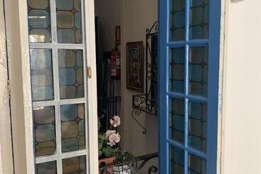 پانسیون Giraldilla
