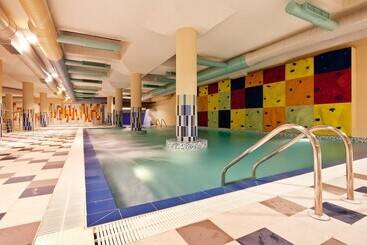 استراحتگاه Apartment Tourist Complex & Spa Astera Bansko