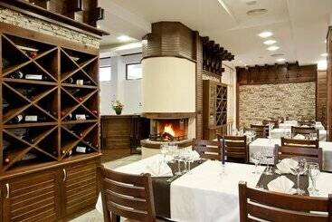 استراحتگاه Apartment Tourist Complex & Spa Astera Bansko