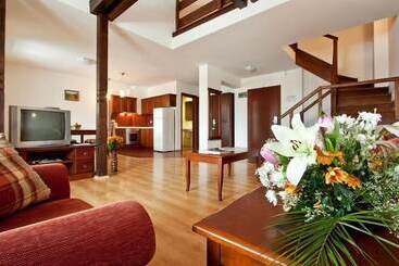 استراحتگاه Apartment Tourist Complex & Spa Astera Bansko