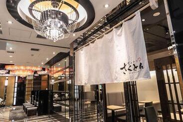 Apa Hotel Osaka Temmabashi Ekimae