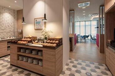 هتل Holiday Inn Express   Offenbach, An Ihg