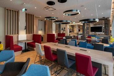 هتل Holiday Inn Express   Offenbach, An Ihg