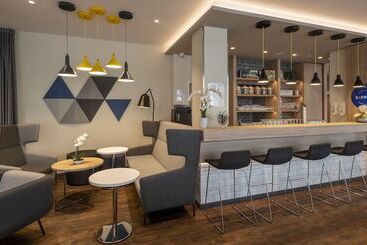 هتل Holiday Inn Express   Offenbach, An Ihg