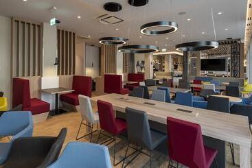 هتل Holiday Inn Express   Offenbach, An Ihg