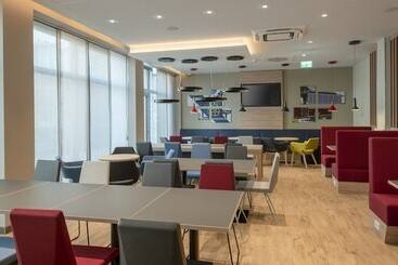 هتل Holiday Inn Express   Offenbach, An Ihg
