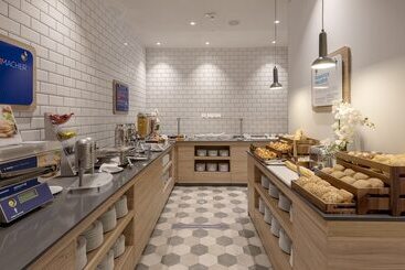 هتل Holiday Inn Express   Offenbach, An Ihg