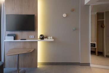 هتل Holiday Inn Express   Offenbach, An Ihg