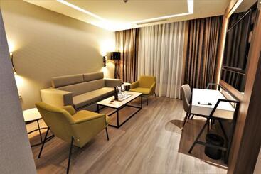 هتل Limak Skopje Luxury