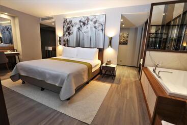 هتل Limak Skopje Luxury