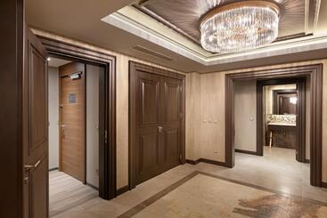 هتل Limak Skopje Luxury