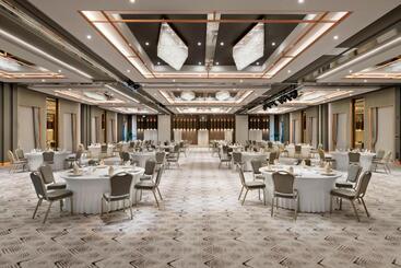 هتل Limak Skopje Luxury