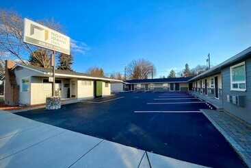 مُتل North Idaho Inn