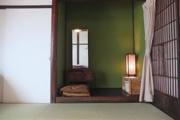 پانسیون Yomogi Guesthouse