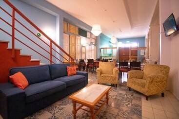 Tilia Hostel