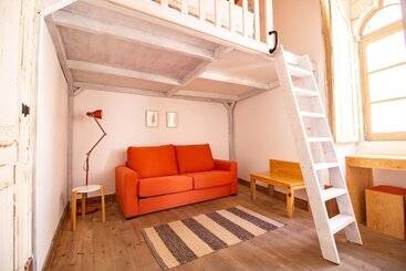 Tilia Hostel