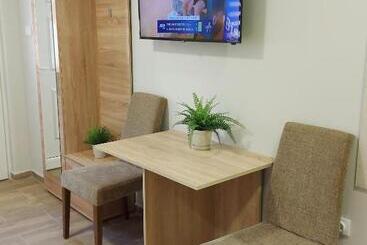 هاستل Centar Lux 2