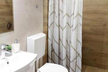 هاستل Centar Lux 2