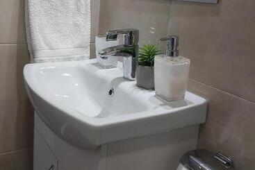 هاستل Centar Lux 2