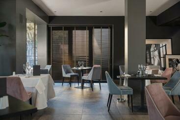 Coast Hotel & Spa Adults Only