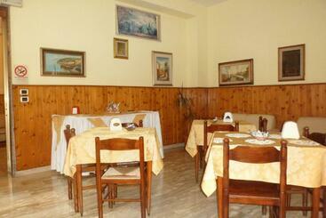 هتل Albergo Miramonte