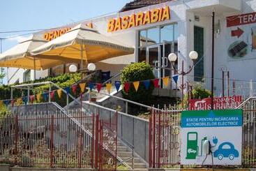 مُتل Pensiunea Basarabia