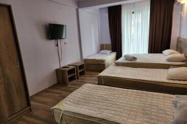 پانسیون Black Sea House Georgia