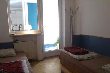 پانسیون Jurgis Guest House