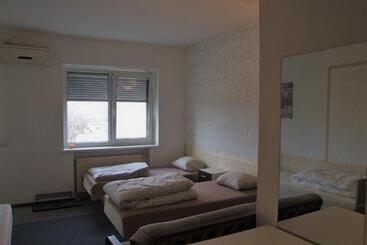 پانسیون Jurgis Guest House